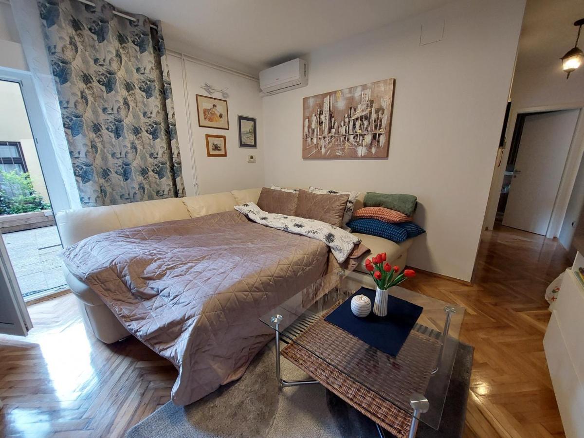 Ozzy Cozy Apartment Zagreb Exterior photo